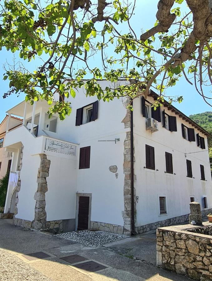 Apartments Sveti Ivan Moscenicka Draga Exterior photo